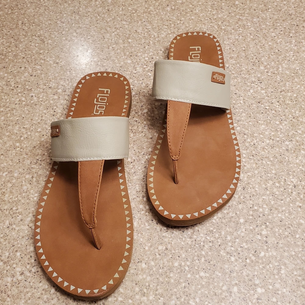 Flojos Flip Flop Sandals Like NEW! 9W
